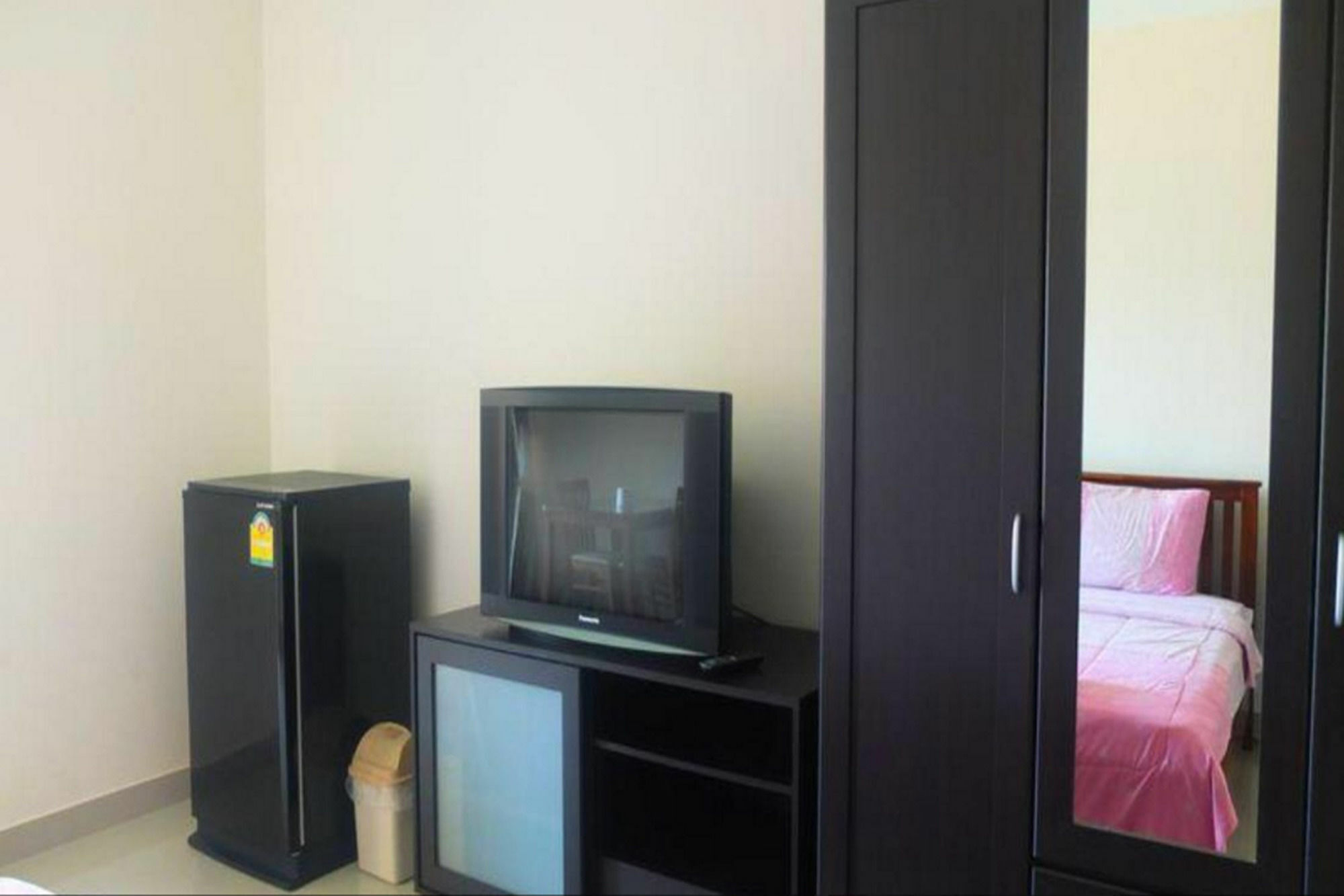 Lk Pavilion Executive Serviced Apartment Pattaya Esterno foto